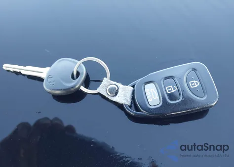 2015 Hyundai Elantra Se from USA, damaged, VIN KMHDH4AE6FU320450